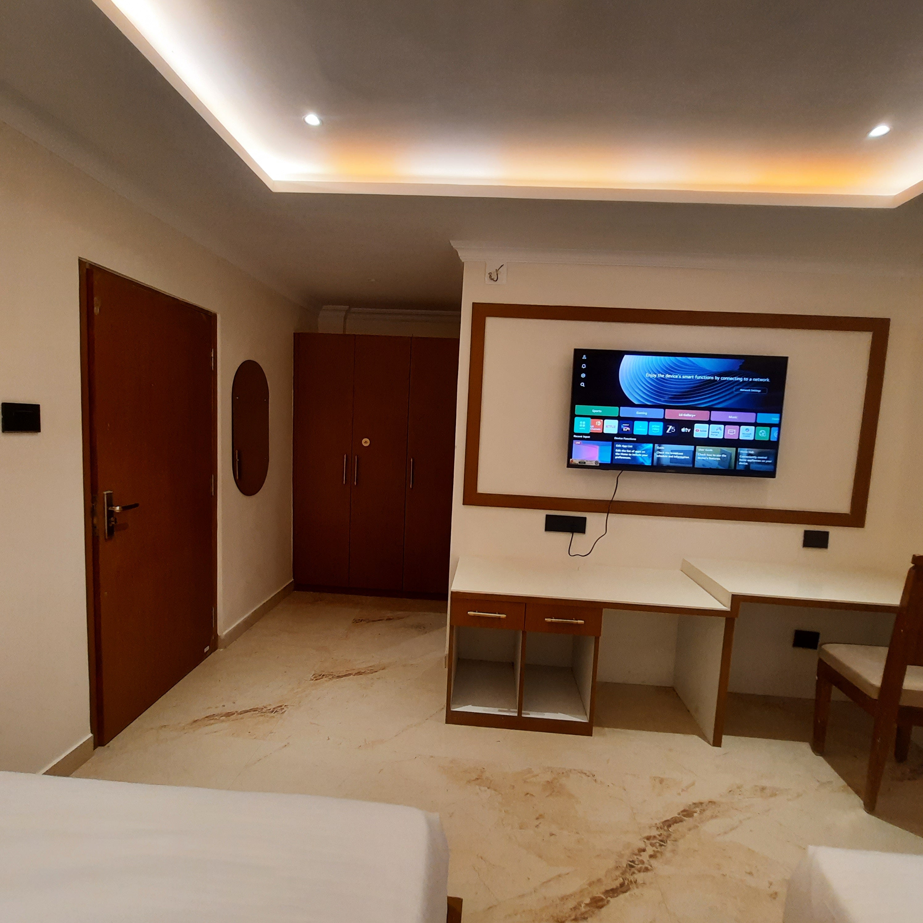 hotels near bhubaneswar airport