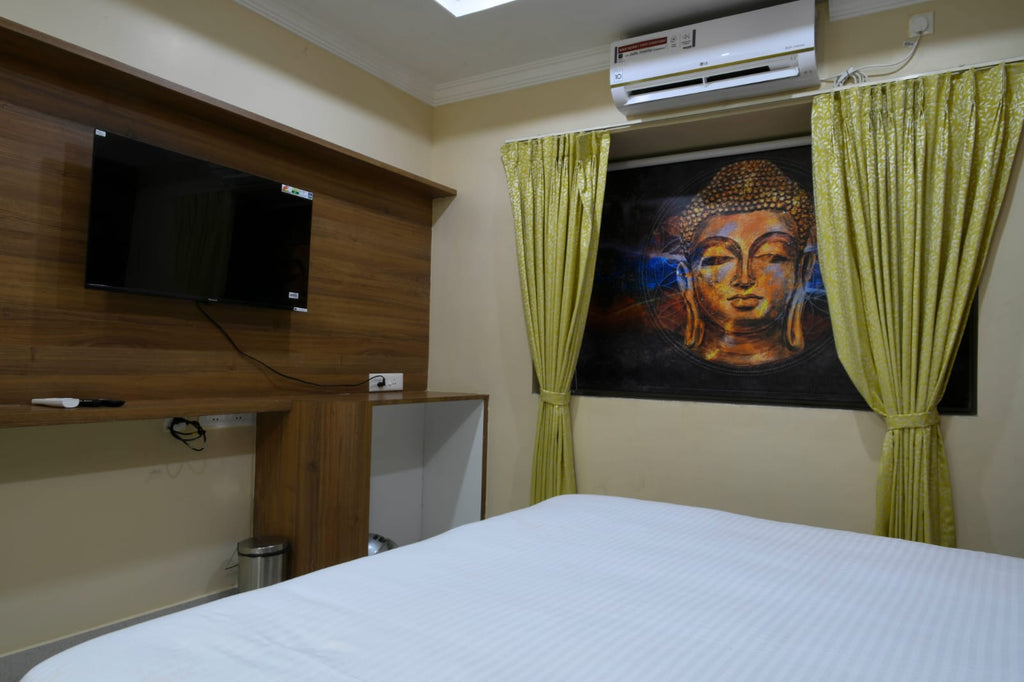 hotels near bhubaneswar airport